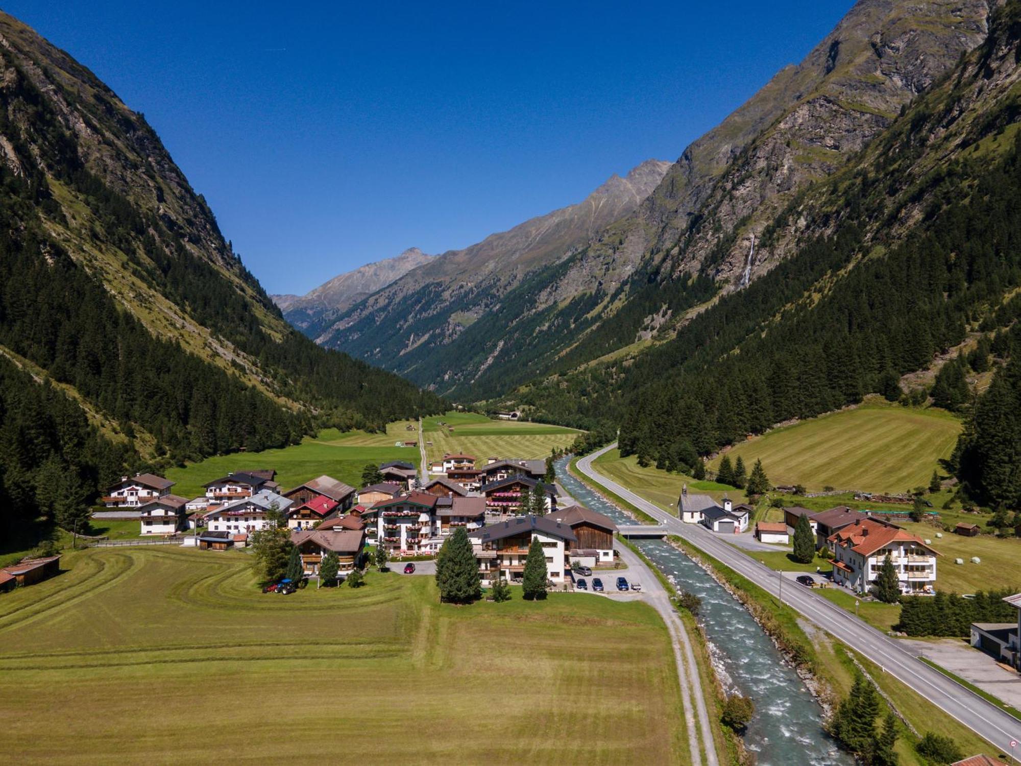 Gletscher-Landhaus Brunnenkogel Sankt Leonhard im Pitztal Dış mekan fotoğraf